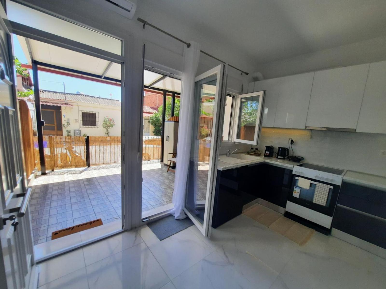 Appartement House B Diavata, *
