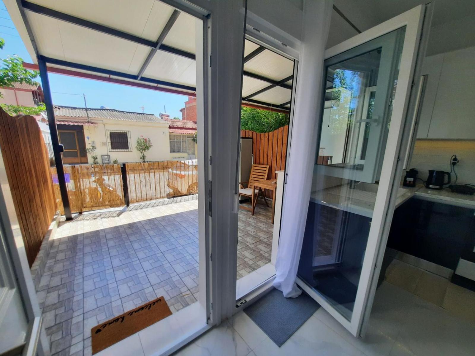 House B Diavata, Appartement